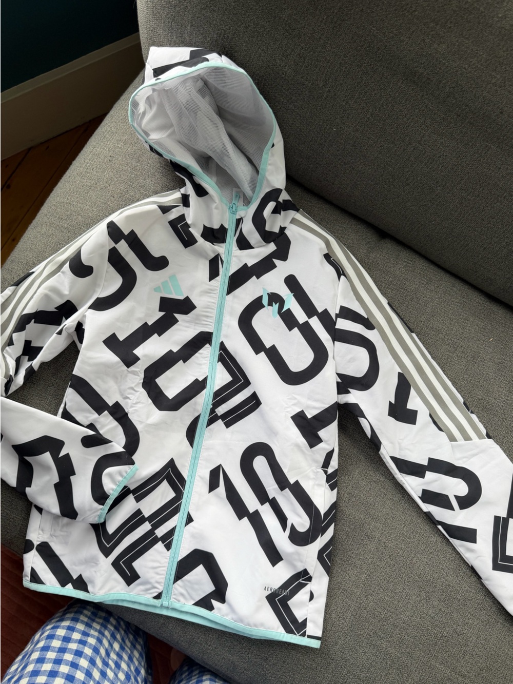 Adidas Messi White Windbreaker with Black/Mint kids medium 11-12y
